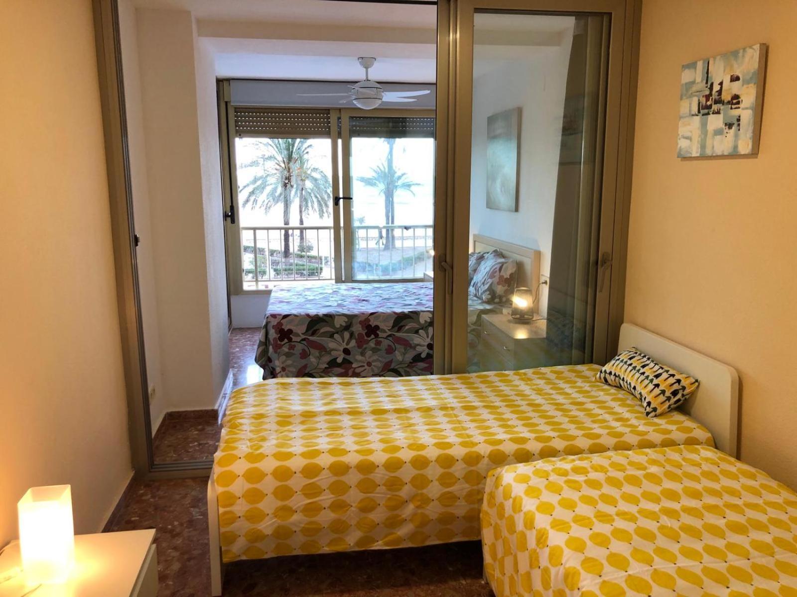 Apartamento Arensol En Primera Linea De Playa Cullera Dış mekan fotoğraf