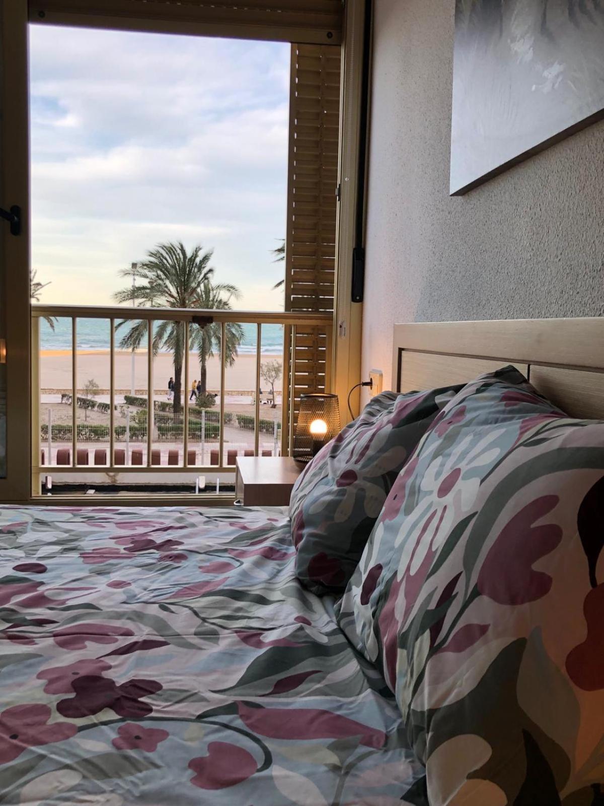 Apartamento Arensol En Primera Linea De Playa Cullera Dış mekan fotoğraf